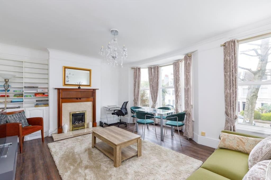 Charming 2 Bedroom Flat In With Free Parking Apartament Okręg wyborczy Hove